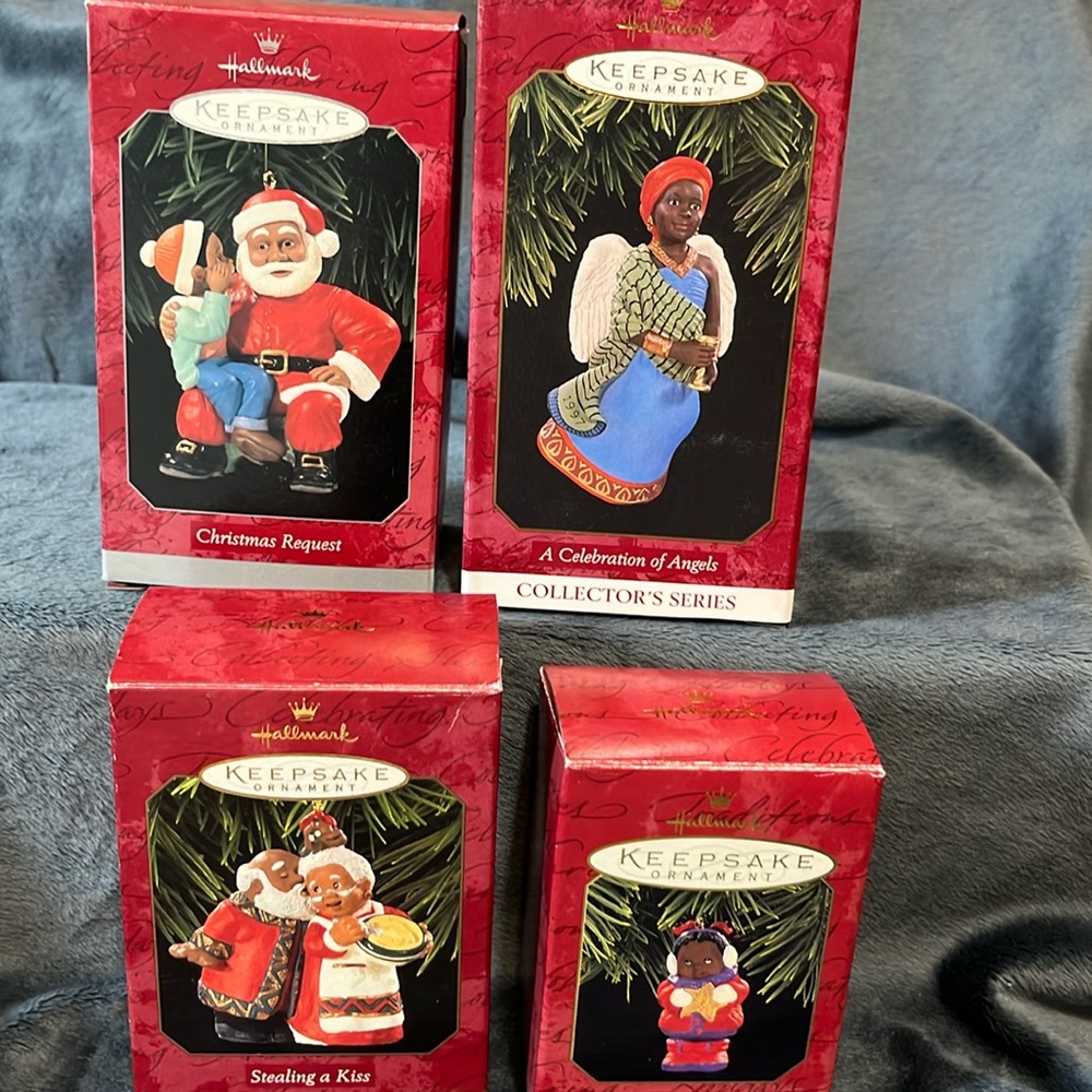VINTAGE HALLMARK KEEPSAKE ORNAMENTS LOT IF 4 1997 & 98 all in box